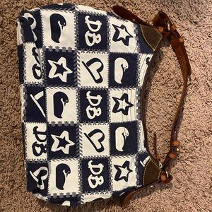 Dooney & Bourke purse